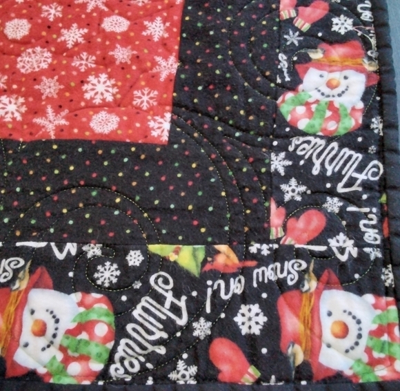 Winter Holidays Quilt / Crib /Lap/Floor - Picture 8 of 9